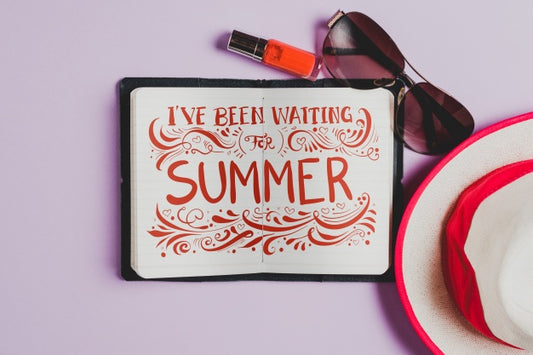 Free Summer Composition With Open Leather Book Psd