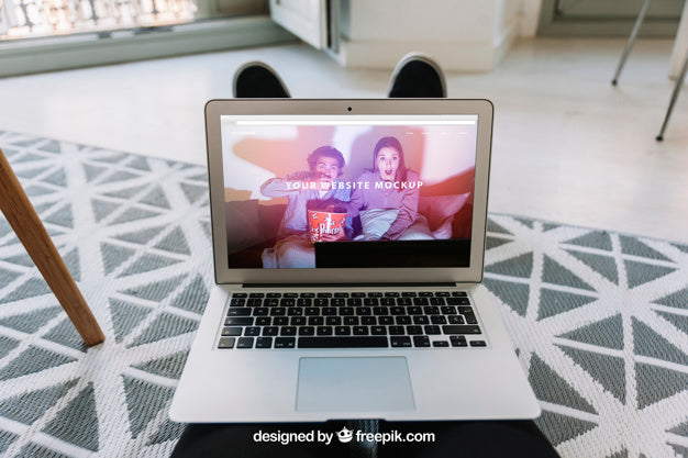 Free Technology Mockup With Laptop Psd