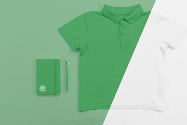 Free Top View Of Back To School T-Shirt With Notebook And Pen Psd