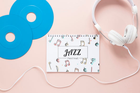 Free Top View Of Earphones On Plain Background Psd