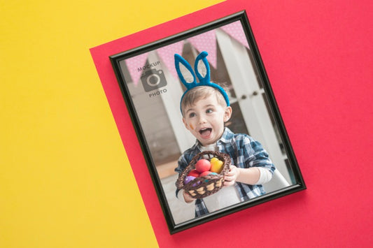 Free Top View Of Minimalistic Picture Frame Psd