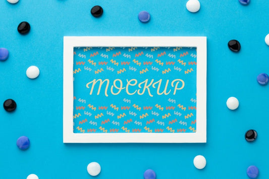 Free Top View Of Mock-Up Frame With Decorations Psd