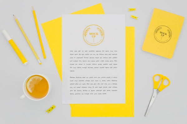 Free Top View Stationery Mock-Up With Juice Psd