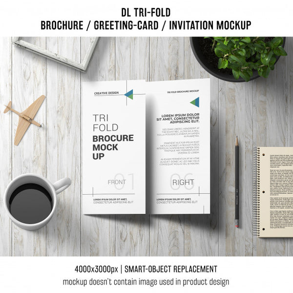 Free Trifold Brochure Or Invitation Mockup Still Life Concept Psd