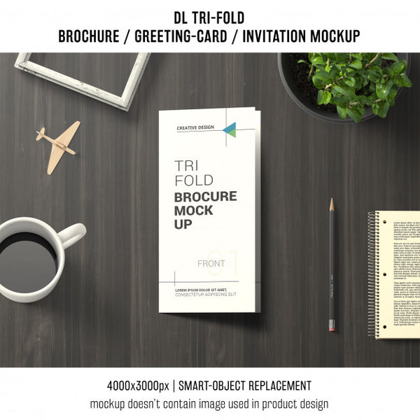 Free Trifold Brochure Or Invitation Mockup Still Life Concept Psd