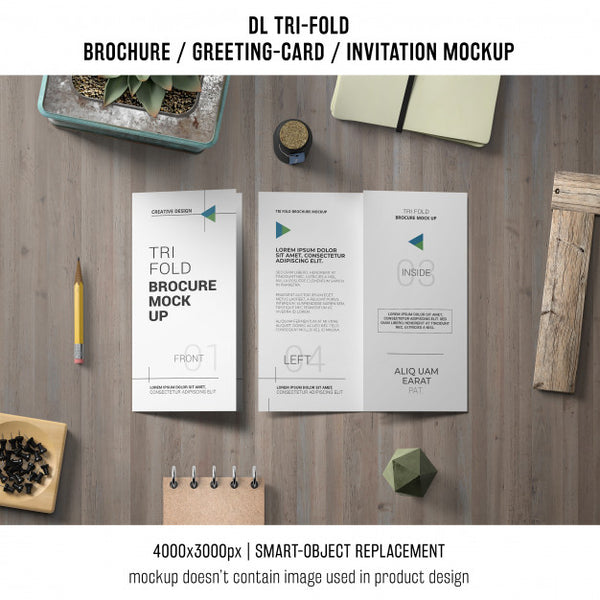 Free Trifold Brochure Or Invitation Mockup Still Life Concept Psd