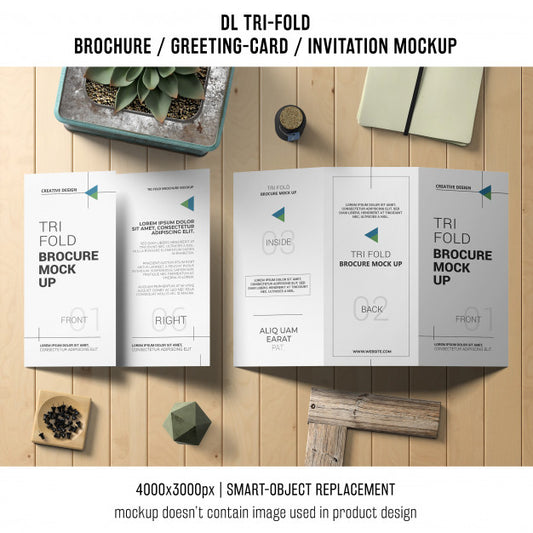 Free Trifold Brochure Or Invitation Mockup Still Life Concept Psd