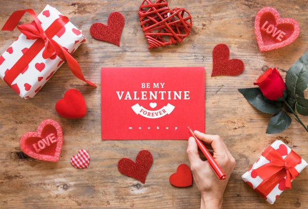 Free Valentine Card Mockup With Composition Of Objects Psd