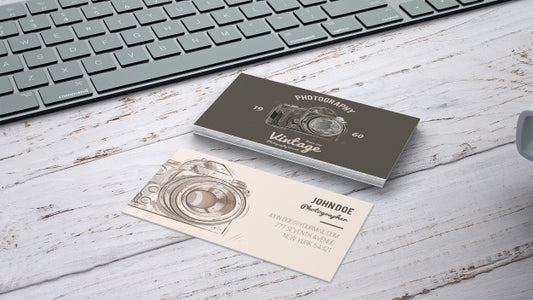 Free Vintage Business Card Mockup Psd