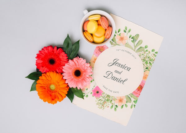 Free Wedding Invitation Mockup With Floral Concept Psd