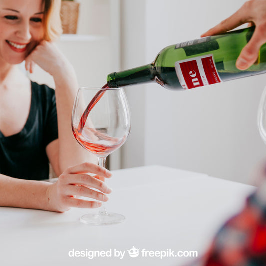 Free Wine Mockup Psd
