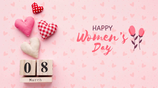 Free Womens Day Date Tag On Table Psd