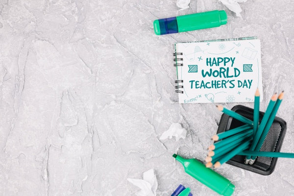 Free World Teacher Day Mockup With Booklet Psd
