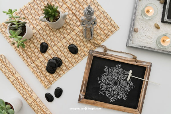 Free Yoga Composition With Drawing On Chalkboard Psd
